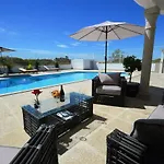 Villa Maria *